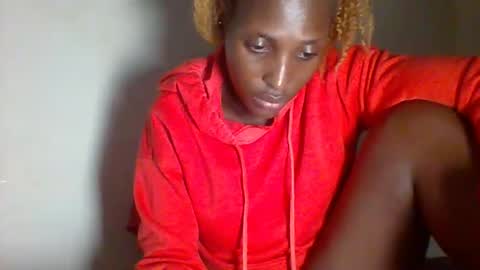 clara online show from 01/26/25, 01:36