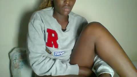 clara online show from 02/13/25, 07:03