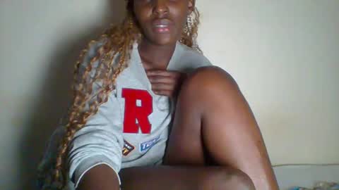 clara online show from 02/14/25, 09:03