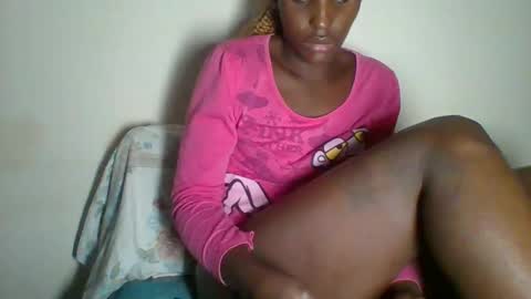 clara online show from 02/14/25, 07:23