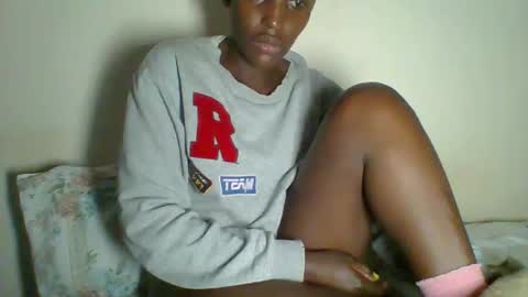 clara online show from 03/03/25, 07:43