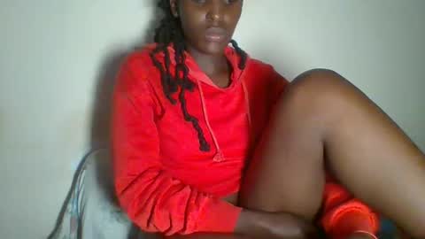 clara online show from 03/12/25, 05:46