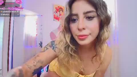 Snapshot of _cloe_1 chatting on 06/25/26, 09:41 Chloe online show from 06/25/26, 09:41