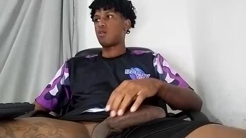 Snapshot of _cockpromise_ chatting on 02/17/25, 07:31 _cockpromise_ online show from 02/17/25, 07:31