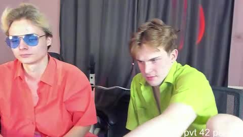 Snapshot of _cocks0_0 chatting on 03/20/26, 07:41 Vector pvt 42min online show from 03/20/26, 07:41