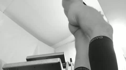 Snapshot of _craftsman chatting on 10/09/25, 08:01 _craftsman online show from 10/09/25, 08:01