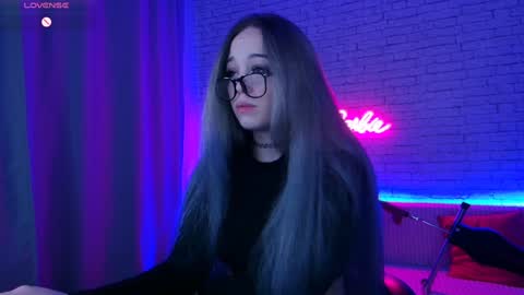 Nica online show from 12/20/24, 08:38