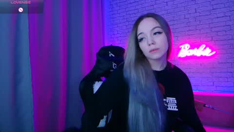 Nica online show from 02/07/25, 01:25