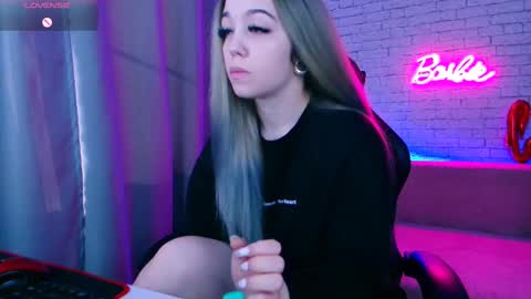 Nica online show from 02/19/25, 05:05