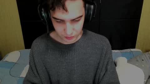 _crise_next_door_ online show from 02/11/26, 04:12