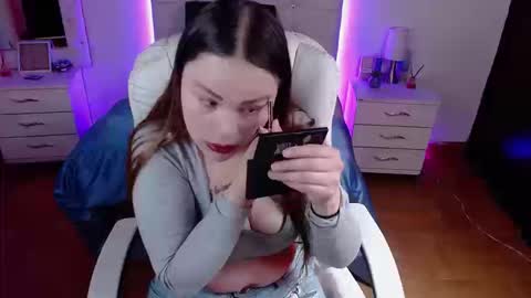 Cristal online show from 09/11/25, 12:49