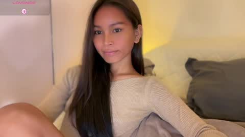 Snapshot of _cumonu69_ chatting on 04/11/26, 09:35 Tiko online show from 04/11/26, 09:35