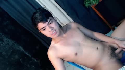 Snapshot of _cumwithrussel chatting on 03/14/26, 12:39 Russ online show from 03/14/26, 12:39