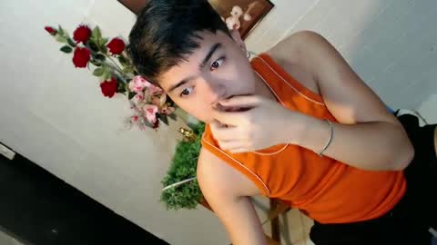 Snapshot of _cumwithrussel chatting on 06/16/26, 02:14 Russ online show from 06/16/26, 02:14