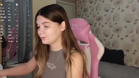 _cute_ice online show from 12/08/24, 04:14