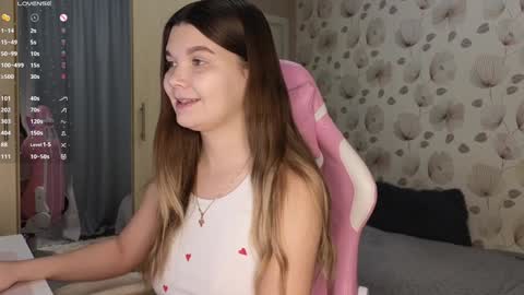 _cute_ice online show from 12/12/24, 04:37