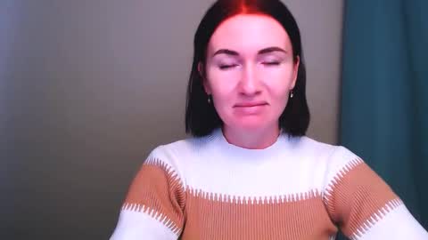 Snapshot of _cutie_and_shy_ chatting on 11/20/25, 08:03 _cutie_and_shy_ online show from 11/20/25, 08:03