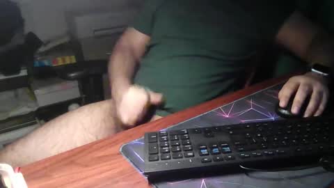 Snapshot of _daddypimp chatting on 03/01/26, 02:13 Paul online show from 03/01/26, 02:13