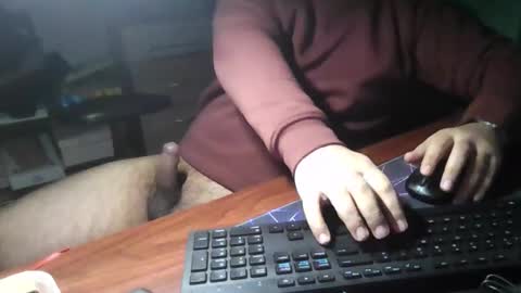 Snapshot of _daddypimp chatting on 03/13/26, 05:08 Paul online show from 03/13/26, 05:08