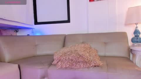 Snapshot of _dahiana_1 chatting on 03/03/26, 02:50 Dahiana Lincoln online show from 03/03/26, 02:50