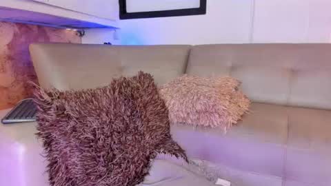 Snapshot of _dahiana_1 chatting on 03/04/26, 01:11 Dahiana Lincoln online show from 03/04/26, 01:11