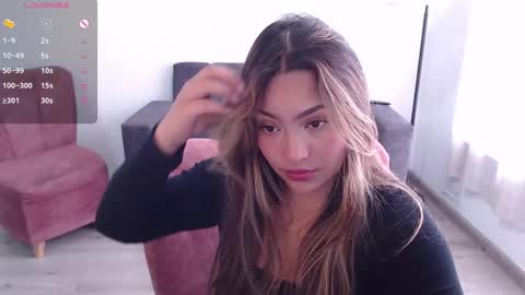 Snapshot of _dakota_j chatting on 02/26/25, 08:44 Your Dakota online show from 02/26/25, 08:44