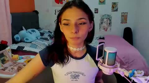 Snapshot of _dayanne_ chatting on 12/12/24, 03:32 Pao online show from 12/12/24, 03:32