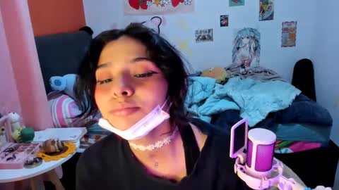 Snapshot of _dayanne_ chatting on 12/28/24, 03:58 Pao online show from 12/28/24, 03:58