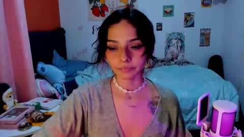 Snapshot of _dayanne_ chatting on 12/29/24, 04:05 Pao online show from 12/29/24, 04:05