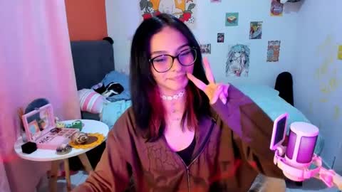 Snapshot of _dayanne_ chatting on 12/30/24, 03:36 Pao online show from 12/30/24, 03:36