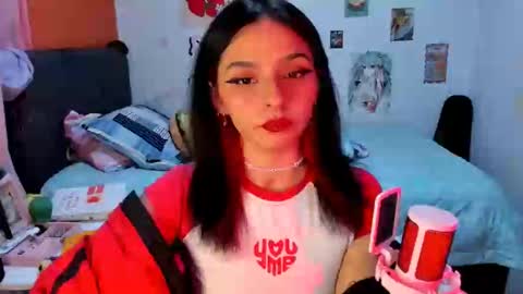 Snapshot of _dayanne_ chatting on 01/09/25, 02:01 Pao online show from 01/09/25, 02:01