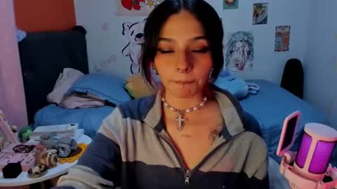 Snapshot of _dayanne_ chatting on 01/16/25, 02:30 Pao online show from 01/16/25, 02:30