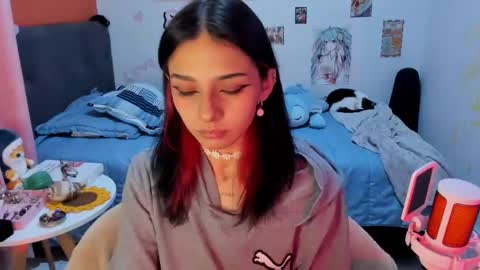 Snapshot of _dayanne_ chatting on 01/23/25, 02:55 Pao online show from 01/23/25, 02:55