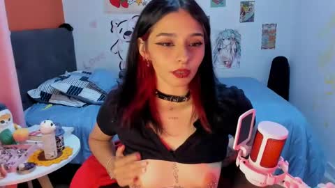 Snapshot of _dayanne_ chatting on 01/24/25, 02:39 Pao online show from 01/24/25, 02:39