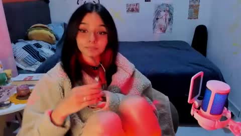 Snapshot of _dayanne_ chatting on 01/29/25, 02:51 Pao online show from 01/29/25, 02:51