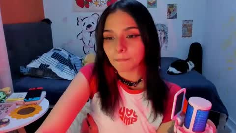 Snapshot of _dayanne_ chatting on 01/30/25, 02:49 Pao online show from 01/30/25, 02:49