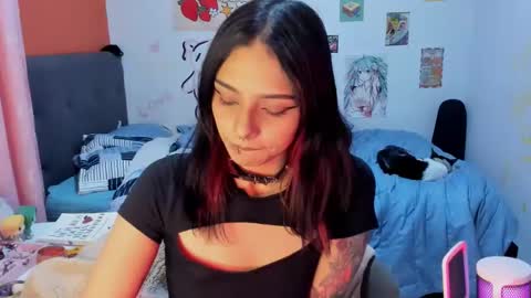 Snapshot of _dayanne_ chatting on 02/03/25, 02:47 Pao online show from 02/03/25, 02:47