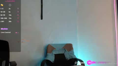 Snapshot of _delacruz911_ chatting on 02/12/25, 04:44 delacruz online show from 02/12/25, 04:44