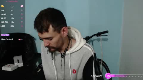 Snapshot of _delacruz911_ chatting on 02/27/25, 07:23 delacruz online show from 02/27/25, 07:23