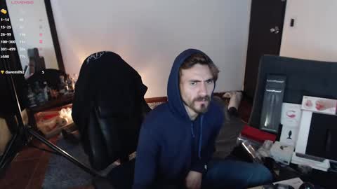 Snapshot of _delacruz911_ chatting on 10/23/25, 03:22 delacruz online show from 10/23/25, 03:22