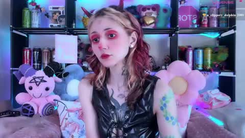 Snapshot of _devilbaby chatting on 06/11/26, 12:32 Kate online show from 06/11/26, 12:32