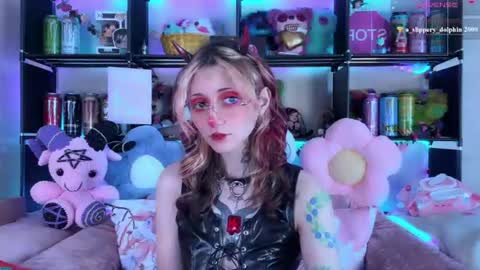 Snapshot of _devilbaby chatting on 06/11/26, 02:53 Kate online show from 06/11/26, 02:53
