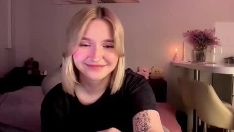 Snapshot of _dewpoint_ chatting on 11/13/25, 05:34 Ri online show from 11/13/25, 05:34