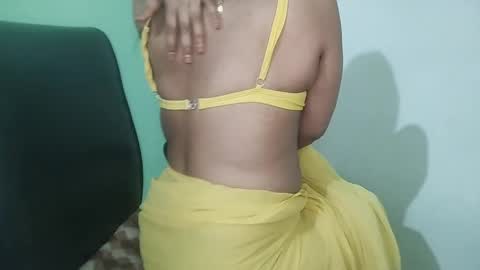 _dreamgirl_0 online show from 03/24/26, 12:04