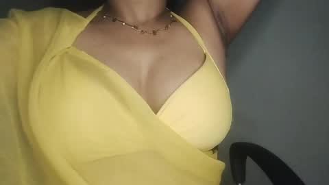 _dreamgirl_0 online show from 04/25/26, 10:29