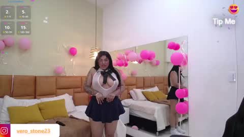 Snapshot of _dulcinea_1 chatting on 02/08/25, 12:39 Dulcinea online show from 02/08/25, 12:39