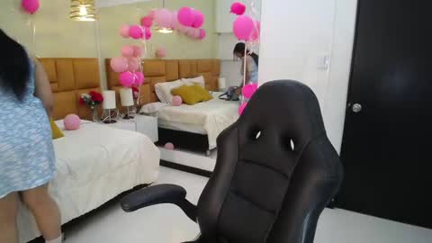 Snapshot of _dulcinea_1 chatting on 02/09/25, 11:47 Dulcinea online show from 02/09/25, 11:47