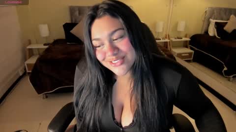 Snapshot of _dulcinea_1 chatting on 10/07/25, 03:04 Dulcinea online show from 10/07/25, 03:04