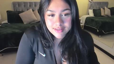 Snapshot of _dulcinea_1 chatting on 10/22/25, 03:51 Dulcinea online show from 10/22/25, 03:51