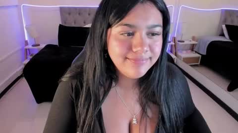Snapshot of _dulcinea_1 chatting on 05/07/26, 04:12 Dulcinea online show from 05/07/26, 04:12